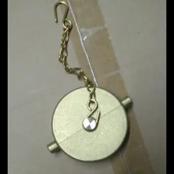 Tapon de bronce de 2 1/2 con cadena hembra para llave de angulo nst