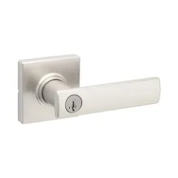 Cerradura con llave acabado satinado modelo lever breton kwikset
